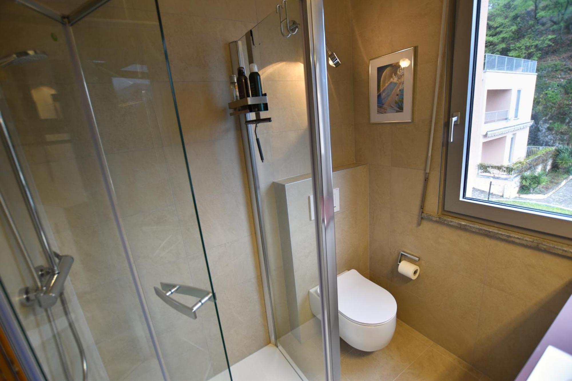 2-Bedroom Lakeview Apartment Bella Gaeta San Siro  Kültér fotó